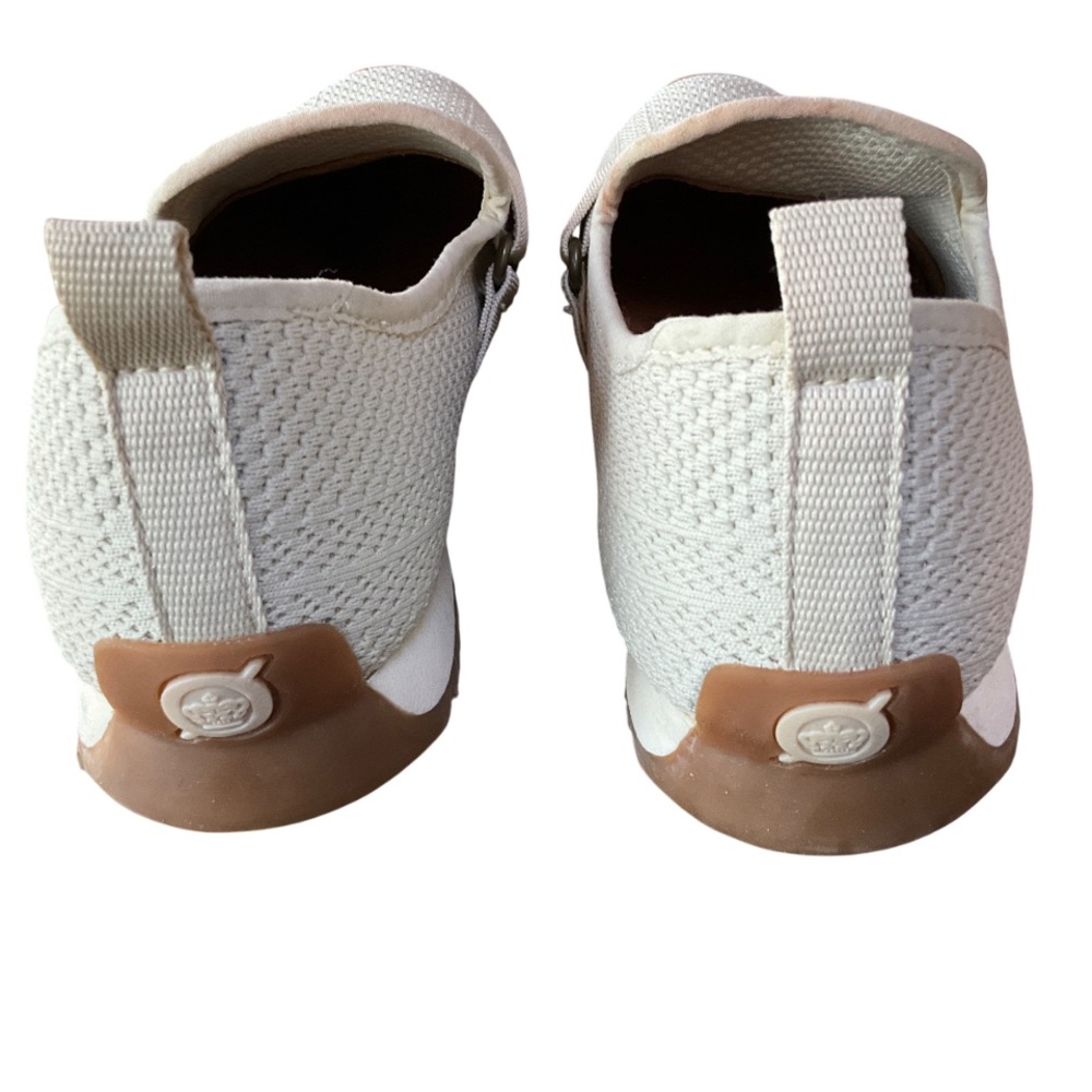 Born, Newberry Slip-on Sneakers. - Picture 6 of 12